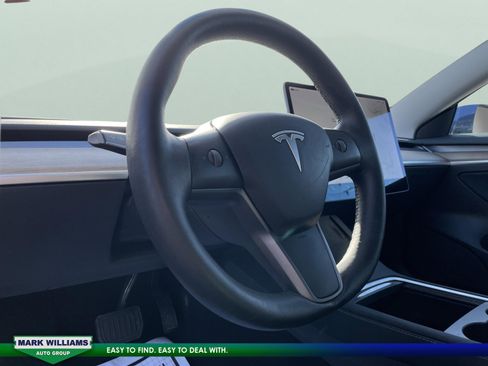 Used 2022 Tesla Model 3 Long Range image 12