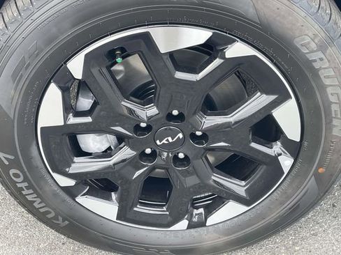 New 2026 Kia Sorento S image 13