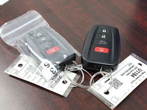 Certified 2024 Toyota RAV4 Limited w/ Advanced Technology Package AWD/4WD image 29
