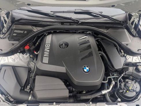 Used 2025 BMW 330i Sedan w/ Convenience Package image 18