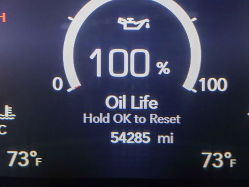 Used 2023 Chrysler Pacifica Touring-L FWD image 16