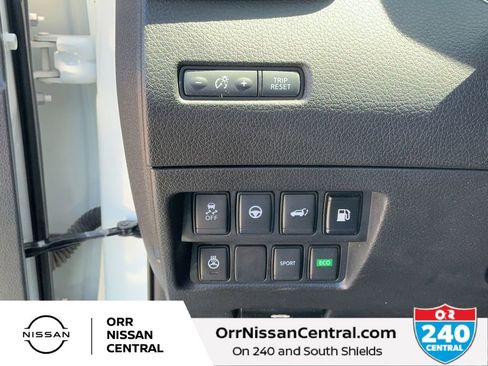 Used 2019 Nissan Rogue SL w/ Premium Package FWD image 19