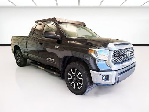 Used 2019 Toyota Tundra SR5 AWD/4WD image 3