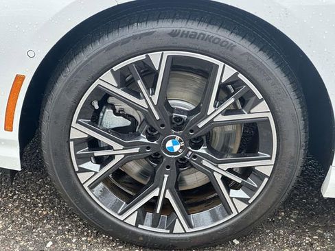 Used 2026 BMW 228i xDrive w/ Technology Package image 13