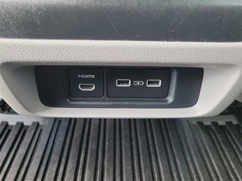 Certified 2023 Honda Odyssey Touring image 19