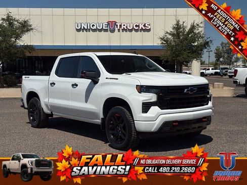 Used 2023 Chevrolet Silverado 1500 RST w/ Redline Edition AWD/4WD image 4