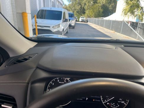 Used 2025 Nissan Rogue SV image 35