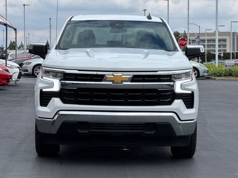 Used 2024 Chevrolet Silverado 1500 LT RWD image 10