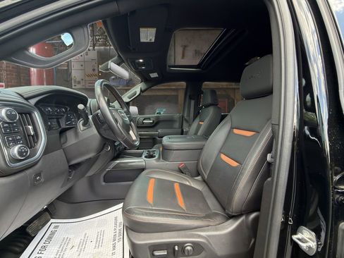 Certified 2021 GMC Sierra 1500 AT4 w/ AT4 Preferred Package AWD/4WD image 9