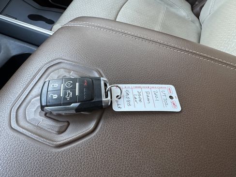 Used 2021 RAM 2500 Laramie image 25