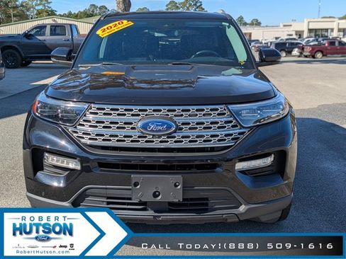 Used 2020 Ford Explorer Limited w/ Class III Trailer Tow Package image 3