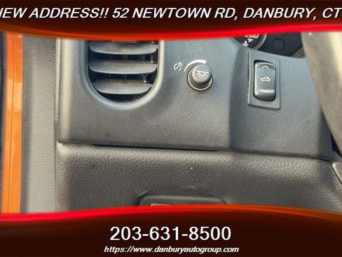 Used 2007 Chevrolet Corvette Convertible w/ Preferred Equipment Group RWD image 18