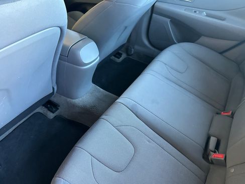 Certified 2023 Hyundai Elantra SE FWD image 12