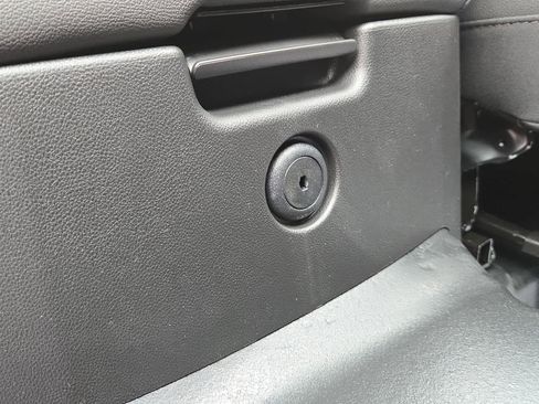 New 2026 Chevrolet Silverado 1500 W/T w/ WT Value Package image 44