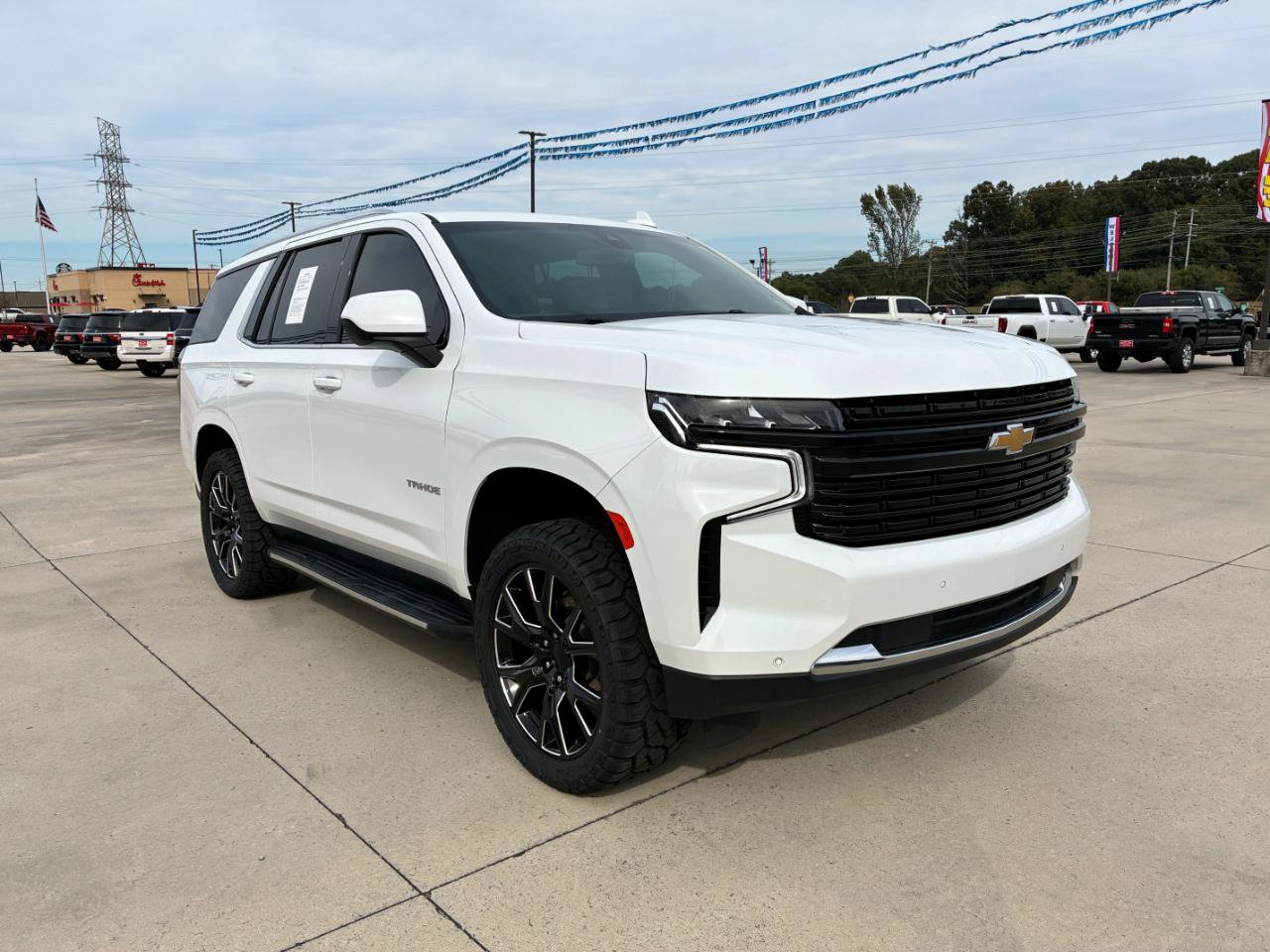 Used 2022 Chevrolet Tahoe LT AWD/4WD image 4