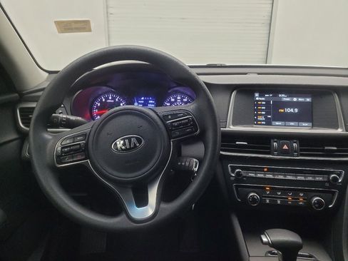 Used 2018 Kia Optima LX FWD image 22