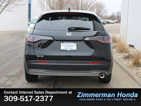 New 2026 Honda HR-V Sport image 8