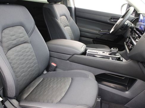New 2026 Nissan Pathfinder SV FWD image 22