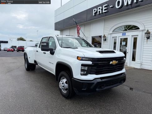 Used 2024 Chevrolet Silverado 3500 W/T w/ WT Fleet Convenience Package AWD/4WD image 3