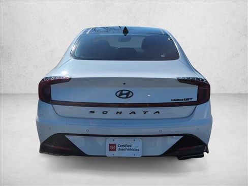 Used 2021 Hyundai Sonata Limited w/ Preferred Accessory Package image 6