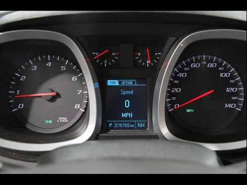 Used 2017 Chevrolet Equinox LT w/ Convenience Package image 8