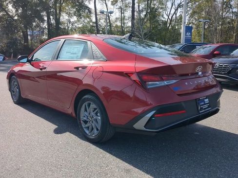 New 2026 Hyundai Elantra Sport w/ Cargo Package FWD image 7