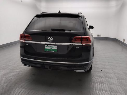 Used 2020 Volkswagen Atlas SE w/ Panoramic Sunroof Package FWD image 7