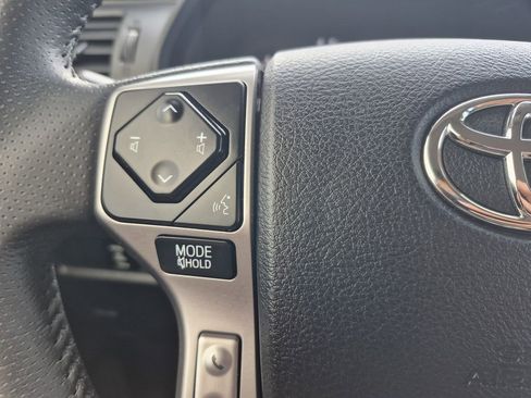 Used 2023 Toyota 4Runner SR5 AWD/4WD image 19