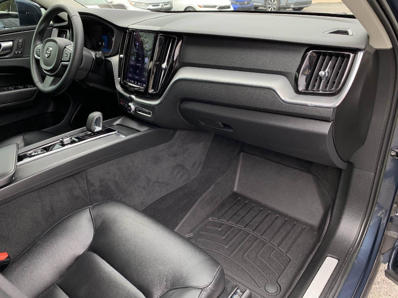 Used 2023 Volvo XC60 B5 Core w/ Climate Package AWD/4WD image 37
