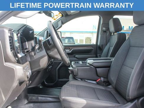 Used 2025 Chevrolet Silverado 3500 LT w/ Convenience Package image 16