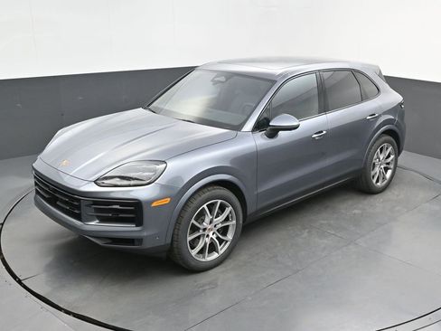 New 2026 Porsche Cayenne image 27
