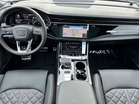 New 2026 Audi SQ7 Prestige image 12