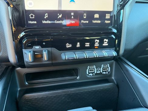 Used 2024 RAM 2500 Power Wagon w/ Towing Technology Group image 18