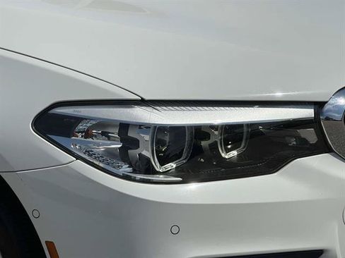 Used 2019 BMW 530i xDrive w/ M Sport Package AWD/4WD image 30
