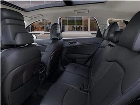 New 2026 Kia Sportage EX w/ EX Panorama Roof Package image 72