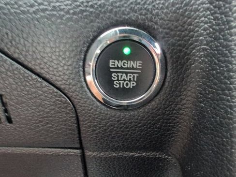 Used 2016 Lincoln Navigator Select AWD/4WD image 24