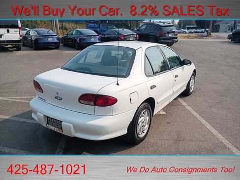 Used 1999 Chevrolet Cavalier Sedan FWD image 6