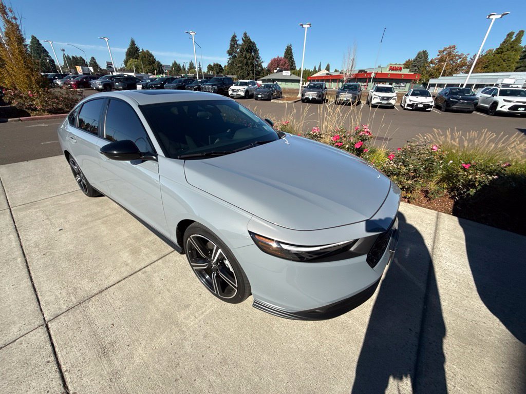 Used 2026 Honda Accord Sport image 3