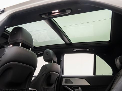 Used 2025 Mercedes-Benz GLE 350 4MATIC image 18