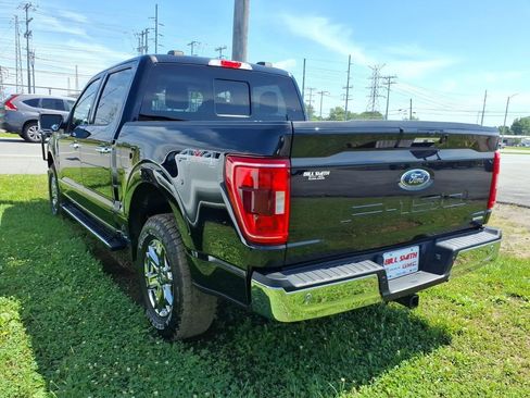Used 2021 Ford F150 XLT w/ Equipment Group 302A High AWD/4WD image 5