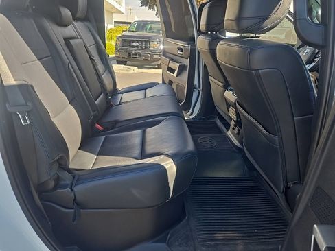 Used 2022 Toyota Tundra Platinum AWD/4WD image 13