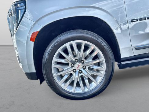 Used 2023 GMC Yukon Denali AWD/4WD image 21