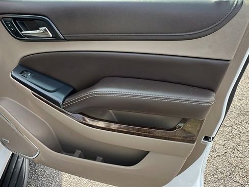 Used 2017 Chevrolet Tahoe LT image 16