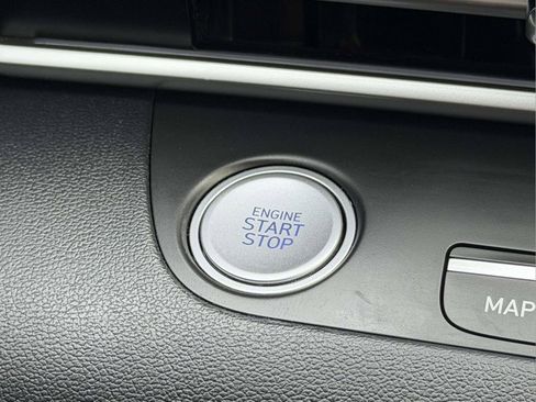 Used 2023 Hyundai Elantra Limited FWD image 7