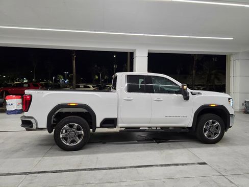 Used 2025 GMC Sierra 2500 SLE w/ SLE Value Package; AWD/4WD image 9