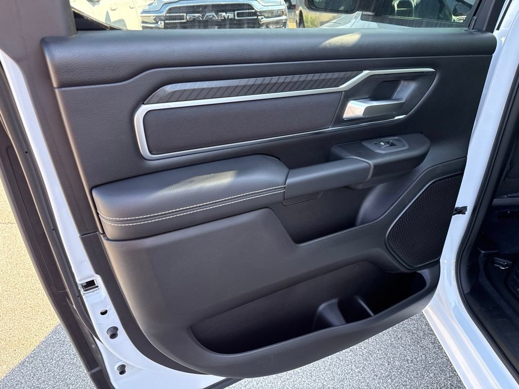 New 2026 RAM 1500 4x4 Crew Cab image 22