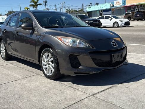 Used 2013 MAZDA MAZDA3 i Touring image 16