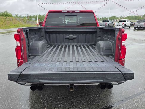 Used 2025 Chevrolet Silverado 1500 LTZ w/ Technology Package AWD/4WD image 13