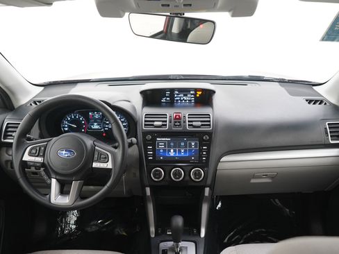 Used 2017 Subaru Forester 2.5i Premium AWD/4WD image 13