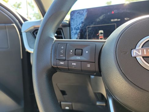 Certified 2025 Nissan Kicks SV w/ SV Premium Package FWD image 22